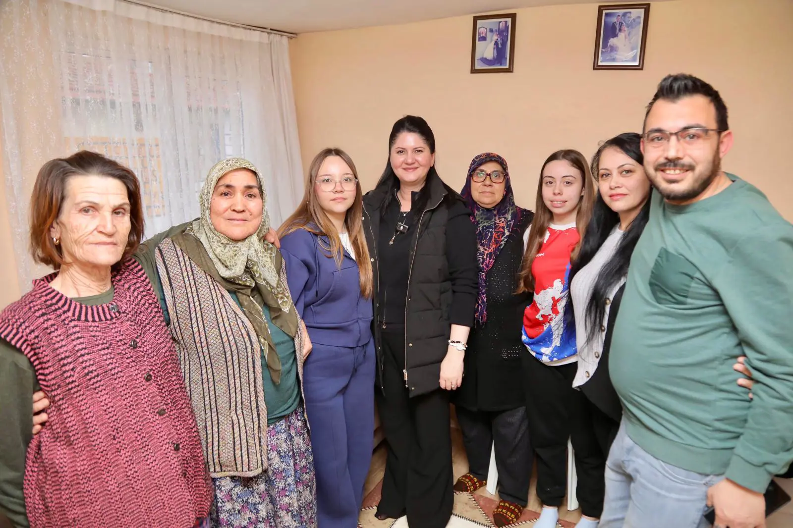 BAŞKAN GENCAN, YILDIRIM’DA MAHALLE ZİYARETLERİNİ SÜRDÜRDÜ galeri görseli